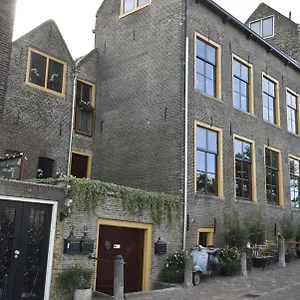 https://bb-de-gusto.amsterdamhotelsnl.com